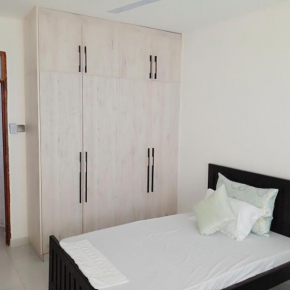 Tausi Apartments